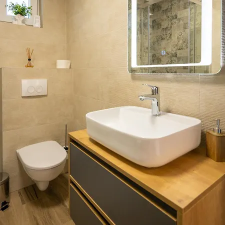 Iva Appartement *